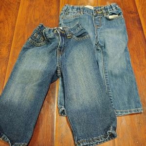 Set of toddler jeans